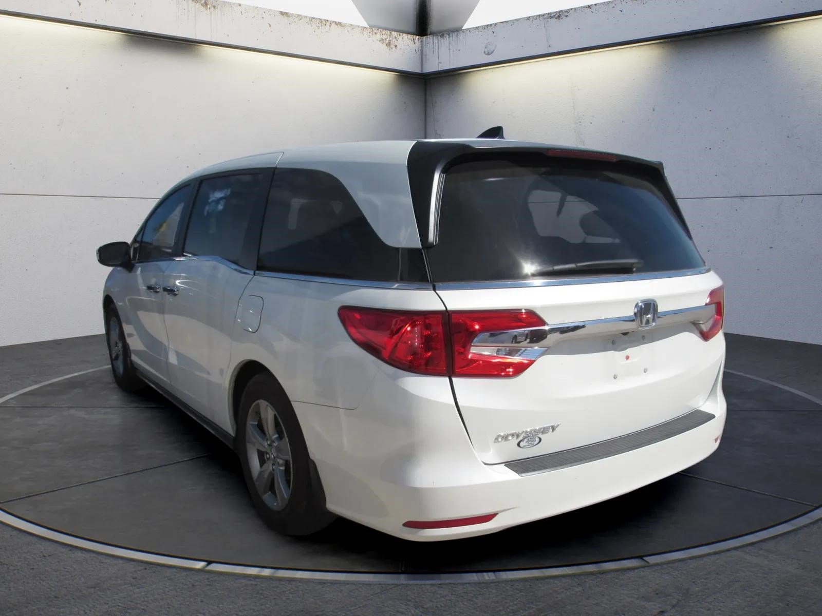 Used 2018 Honda Odyssey EX-L image 4