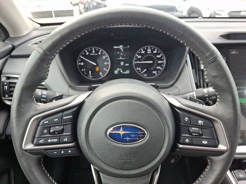 Certified 2025 Subaru Outback Limited image 19