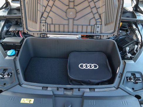 Certified 2024 Audi Q8 e-tron Premium Plus w/ Premium Plus Package AWD/4WD image 31