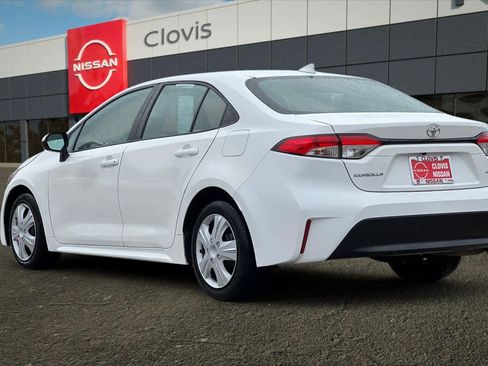 Used 2023 Toyota Corolla LE image 7