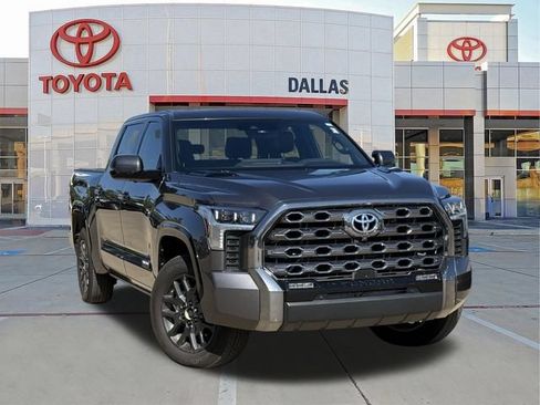 Used 2024 Toyota Tundra Platinum AWD/4WD image 1