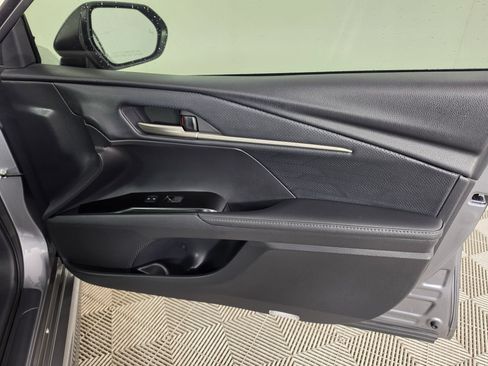 Used 2026 Toyota Camry XSE FWD image 33