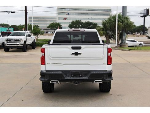 Used 2025 Chevrolet Silverado 1500 LT Trail Boss w/ LT Trail Boss Premium Package image 5