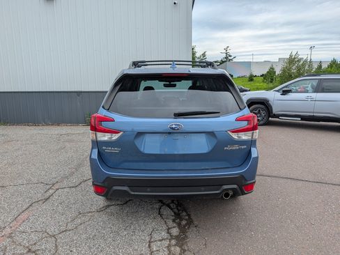 Used 2023 Subaru Forester Limited AWD/4WD image 6