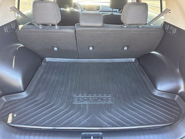 Used 2020 Kia Sportage LX AWD/4WD image 11