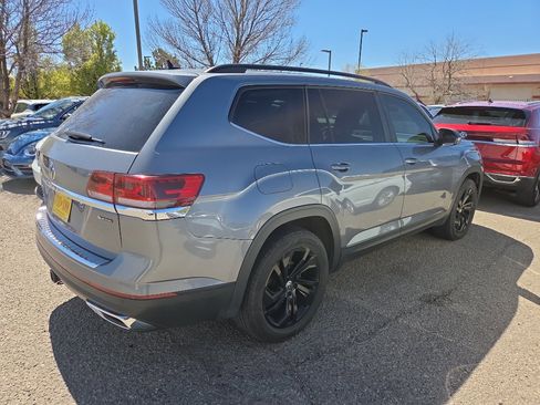 Used 2023 Volkswagen Atlas SE image 7