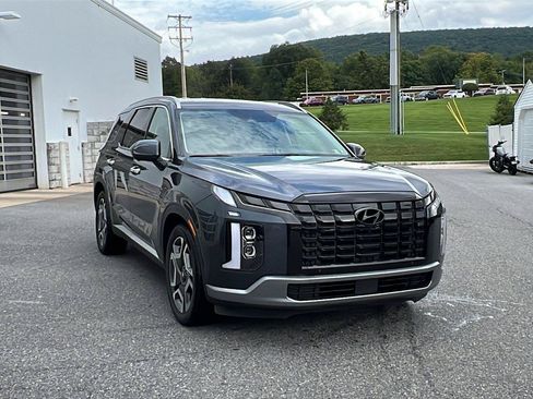Used 2024 Hyundai Palisade SEL AWD/4WD image 1