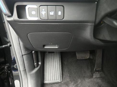 Used 2024 Hyundai Santa Fe Limited FWD image 16