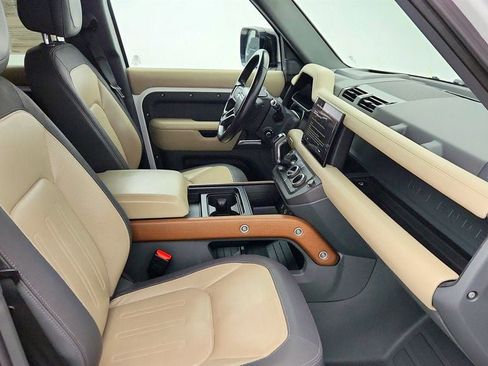 Used 2022 Land Rover Defender 110 X-Dynamic HSE image 24