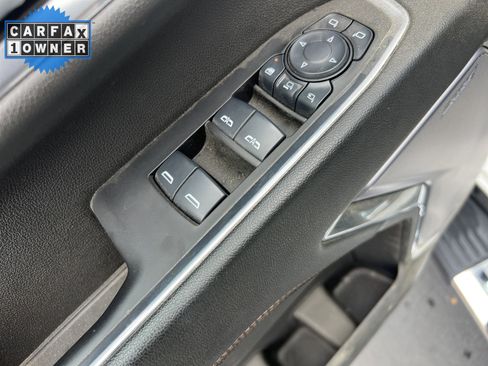 Used 2024 Chevrolet Silverado 2500 High Country w/ Technology Package AWD/4WD image 15