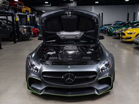 Used 2017 Mercedes-Benz AMG GT Coupe image 19