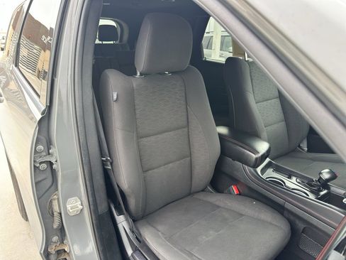 Used 2023 Dodge Durango GT image 29