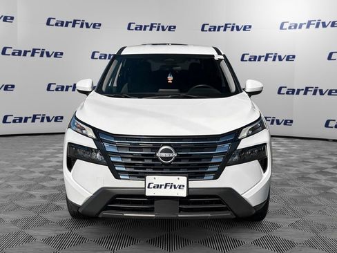 Used 2024 Nissan Rogue SV AWD/4WD image 9