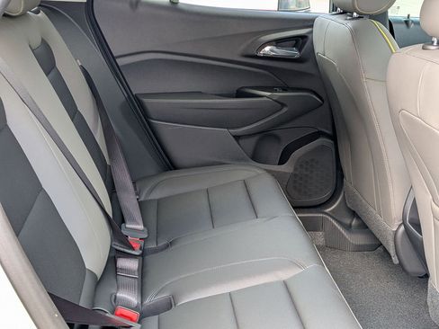 New 2026 Chevrolet Trax ACTIV w/ Sunroof Package image 23