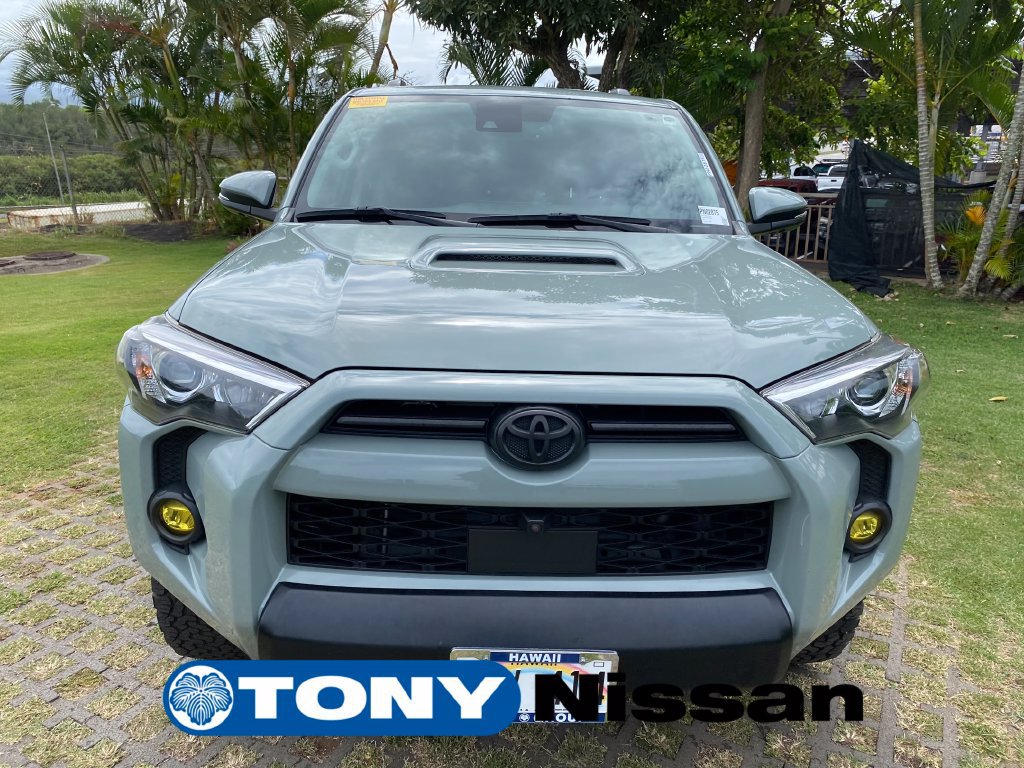 Used 2023 Toyota 4Runner TRD Off-Road Premium AWD/4WD image 2