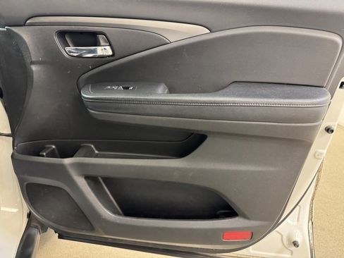 Used 2017 Honda Pilot EX-L image 29