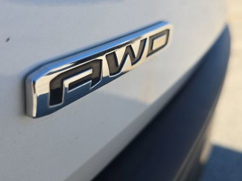 Used 2024 GMC Acadia AT4 image 10