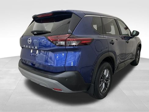Used 2023 Nissan Rogue S image 5