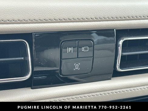 Used 2022 Lincoln Aviator Reserve w/ Elements Package Plus image 34