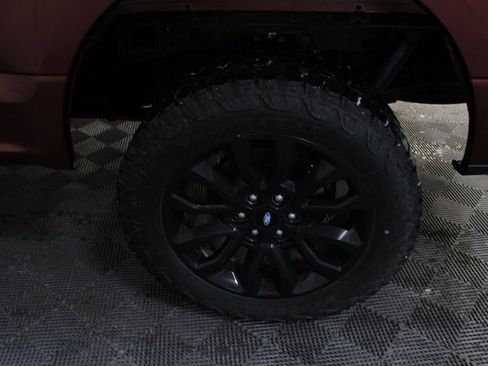 Used 2017 Ford F150 XLT image 23