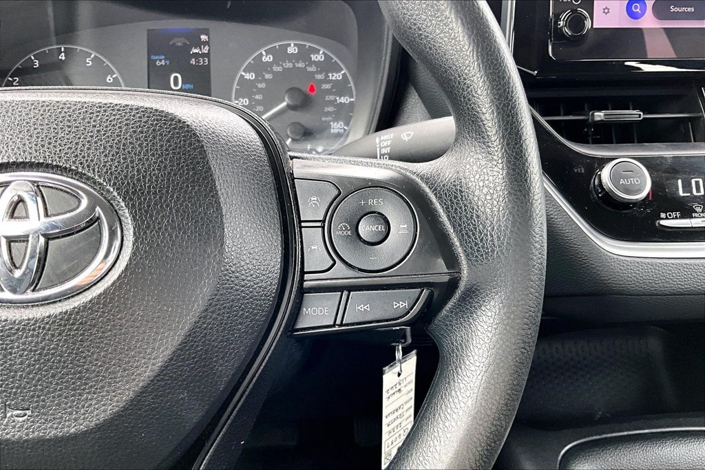 Used 2024 Toyota Corolla LE FWD image 19