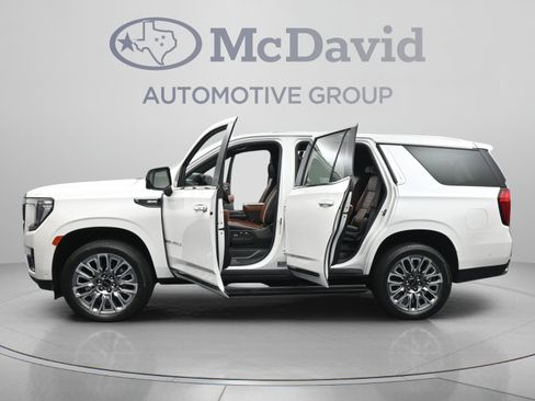 Used 2024 GMC Yukon Denali Ultimate AWD/4WD image 43