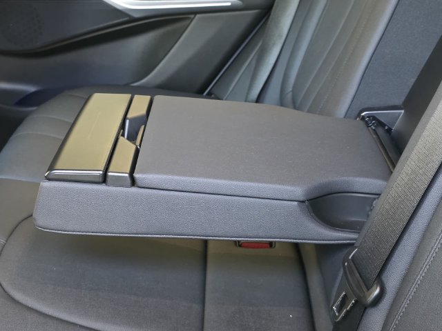 Used 2020 BMW X5 sDrive40i w/ Convenience Package RWD image 10