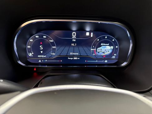 Used 2022 GMC Yukon SLE image 22