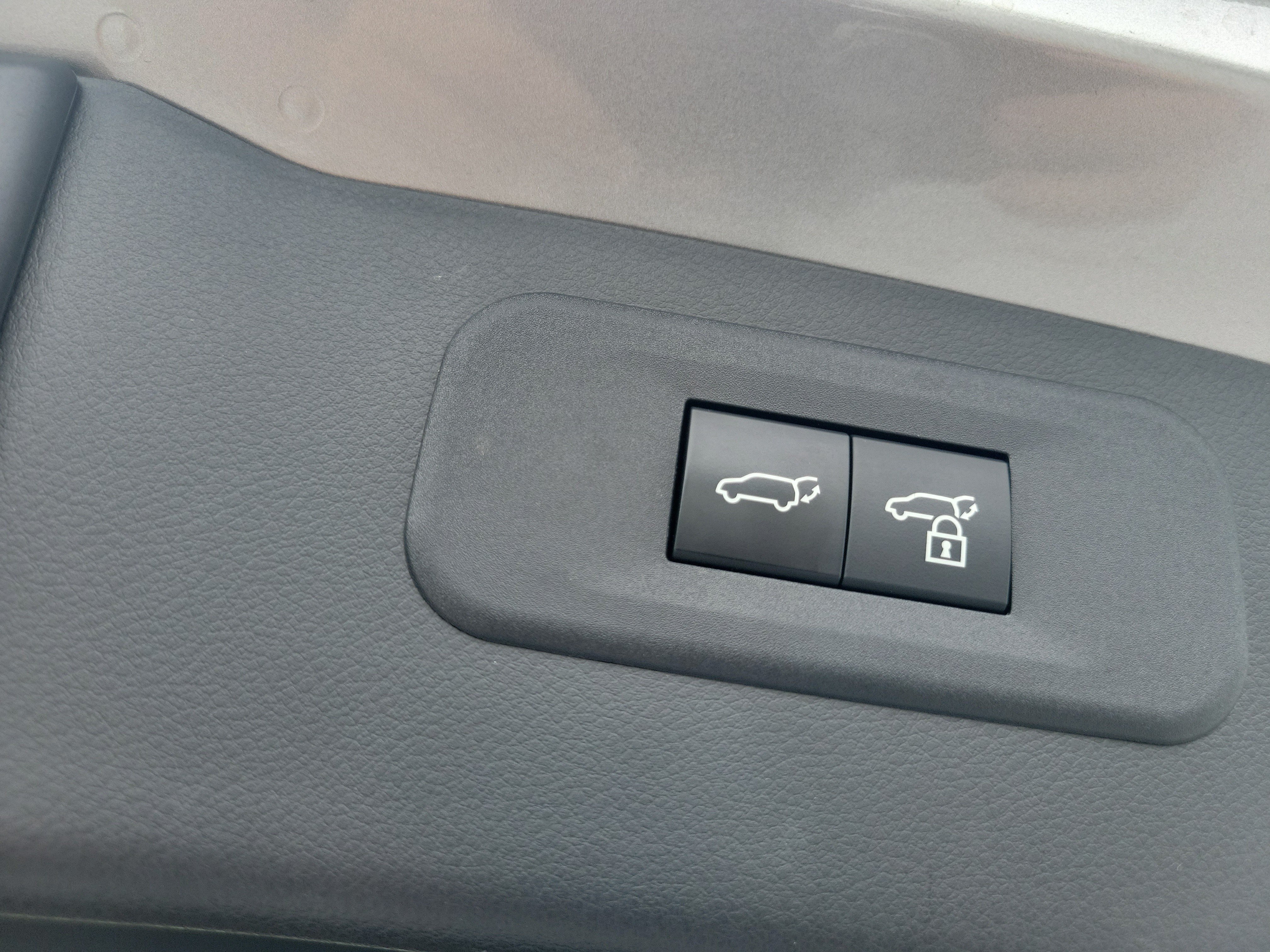 Used 2024 Lexus NX 250 FWD w/ Towing Package (2000 Lbs) image 10