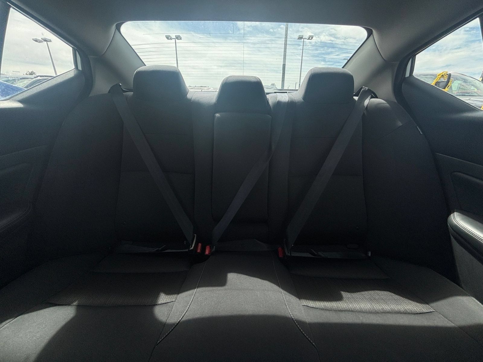 Used 2025 Nissan Altima 2.5 SV FWD image 35
