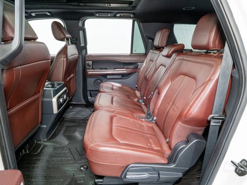 Used 2022 Ford Expedition Max Limited image 32