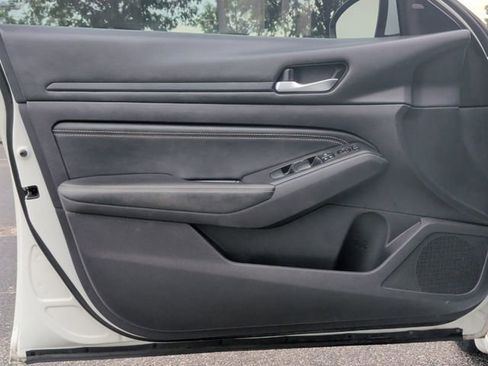 Used 2020 Nissan Altima 2.5 S w/ Driver Assist Package FWD image 12