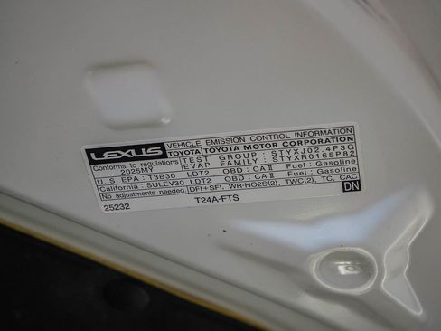 Used 2025 Lexus RX 350 Premium FWD image 27