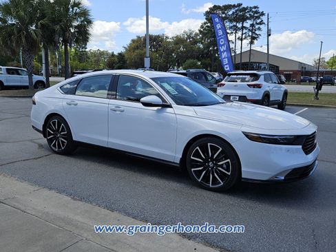 New 2026 Honda Accord Touring image 7