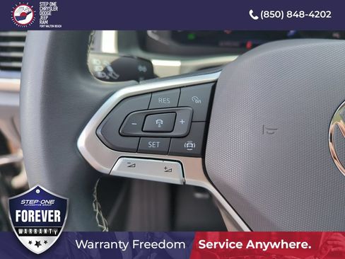 Used 2023 Volkswagen Atlas SE w/ Panoramic Sunroof Package FWD image 21