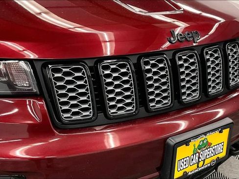 Used 2020 Jeep Grand Cherokee Altitude AWD/4WD image 33