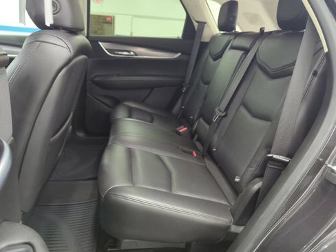 Used 2018 Cadillac XT5 Luxury AWD/4WD image 28