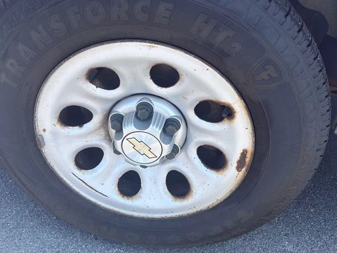 Used 2014 Chevrolet Express 1500 RWD image 5
