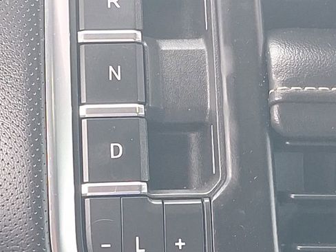 Used 2021 GMC Yukon SLT image 34