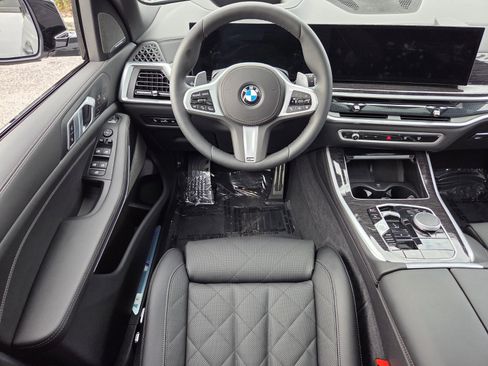 Certified 2026 BMW X5 xDrive40i w/ M Sport Package AWD/4WD image 12