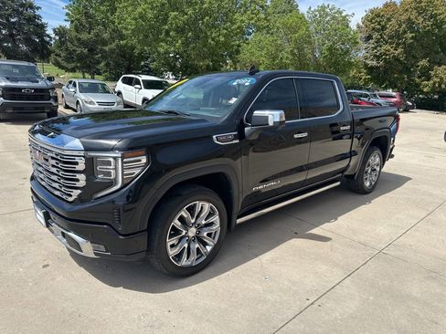 Certified 2024 GMC Sierra 1500 Denali w/ Denali Reserve Package AWD/4WD image 31