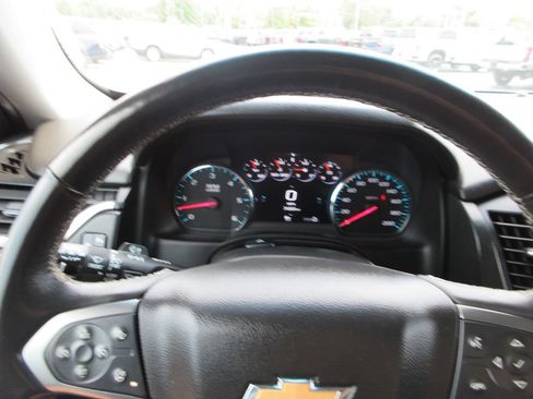 Certified 2018 Chevrolet Suburban Premier AWD/4WD image 34