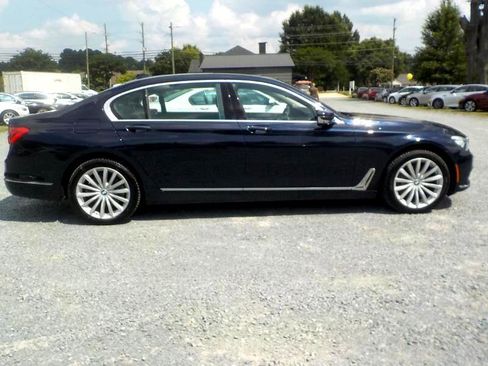 Used 2019 BMW 740i xDrive w/ Executive Package image 6