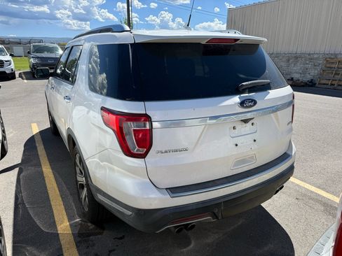 Used 2019 Ford Explorer Platinum AWD/4WD image 6
