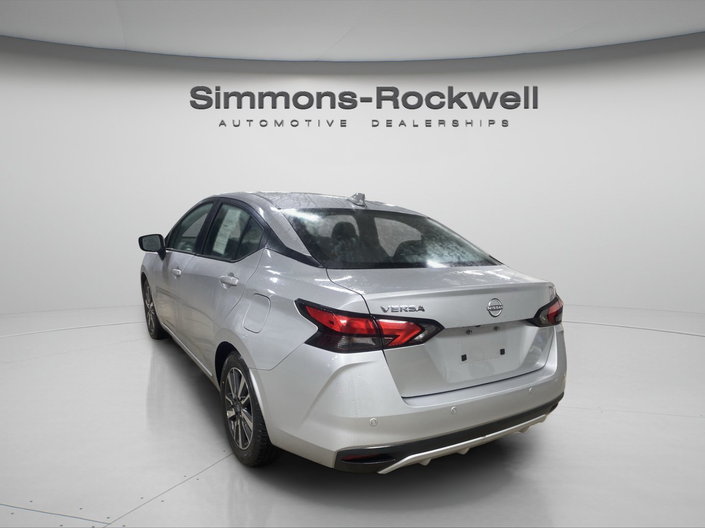 Used 2025 Nissan Versa SV FWD image 3