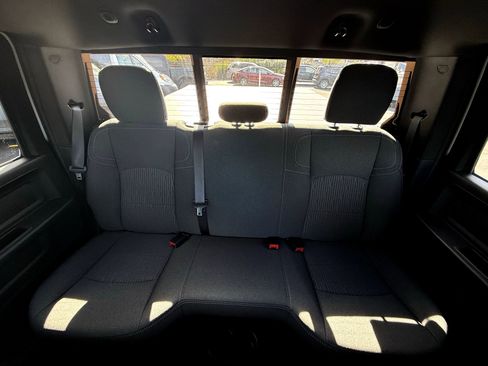 Used 2024 RAM 2500 Tradesman w/ Chrome Appearance Group image 26