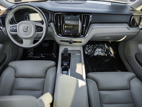 Certified 2023 Volvo S60 B5 Ultimate w/ Climate Package image 19