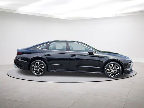 Used 2024 Hyundai Sonata SEL FWD image 8