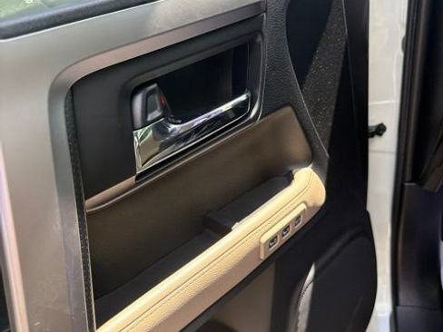 Used 2019 Toyota 4Runner Limited AWD/4WD image 15
