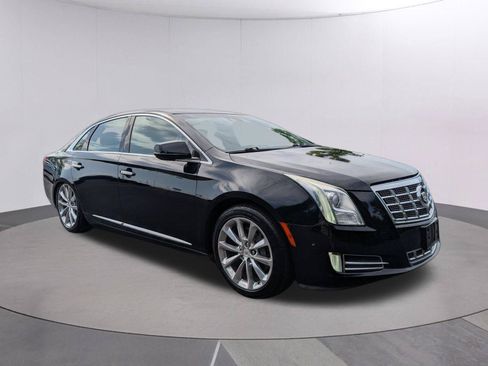 Used 2014 Cadillac XTS Luxury w/ Driver Awareness Package FWD image 7
